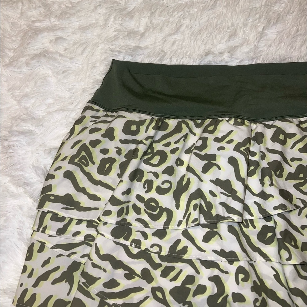 Aerie Green Patterned Athletic Animal Print Skirt size XL